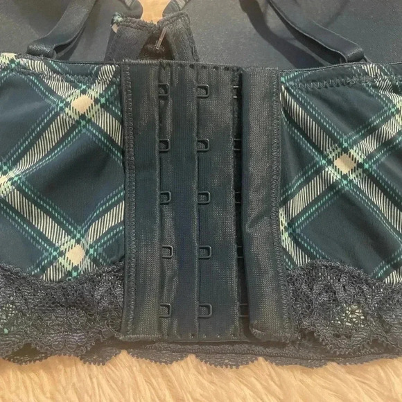 Adore me meissa push up Hamilton place set - Picture 9 of 13